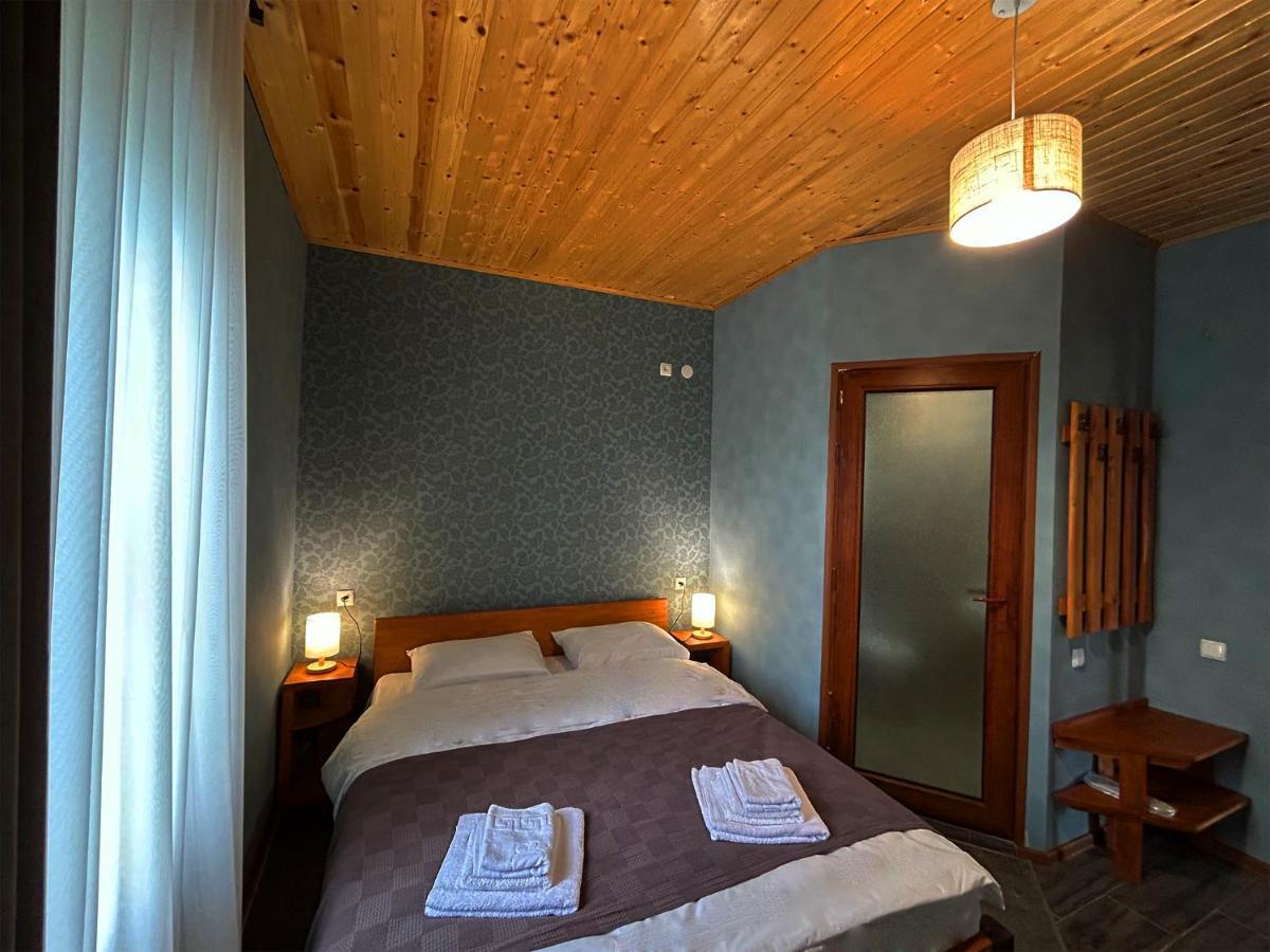 Hotel Vim In Сігнагі Екстер'єр фото